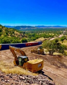 Arizona’s Innovative Solution: Shipping Containers Secure Gaps in US-Mexico Border