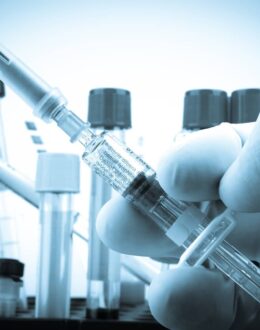 The flu season is here and they alert the authorities about a possible epidemic. Get vaccinated now!