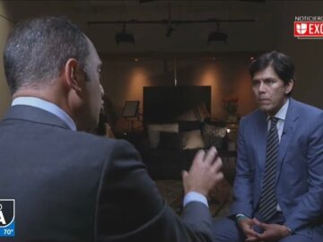 Kevin de León defies attempts to remove him from office