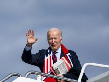Biden asks U.S. Supreme Court to pause second ruling against student debt plan
