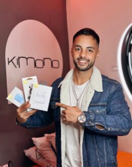 shopping on mobil devices has become common and influencers have become a factor