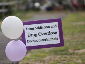 Group urges feds to investigate Snapchat over fentanyl sales