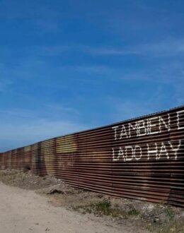 Governor of Texas Abbott calls on courts to uphold Title 42