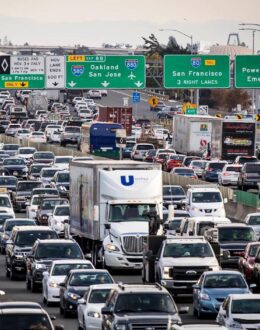 Traveling this Christmas? Prepare for the increase in traffic in L.A.