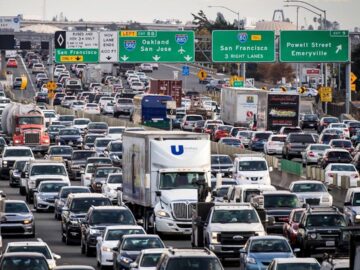 Traveling this Christmas? Prepare for the increase in traffic in L.A.