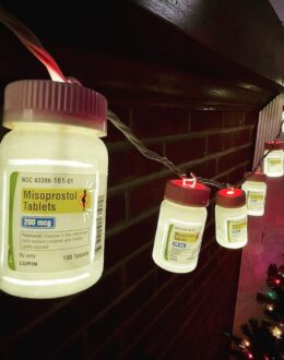 Retail pharmacies can offer abortion pills, FDA says