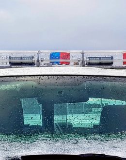 Parts of northern US shut down ahead of winter storm