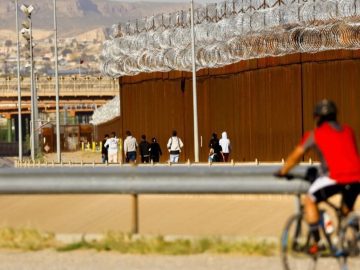 Chaos at the border becomes an exit for some migrants