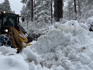 Emergency in San Bernardino: Snow and rain leave roads and streets closed