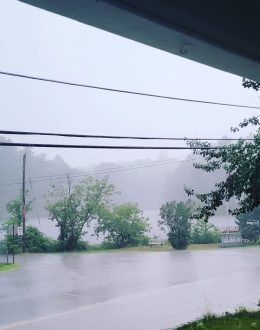 Rains and floods could reach California this Friday