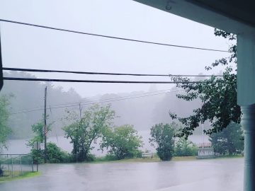 Rains and floods could reach California this Friday