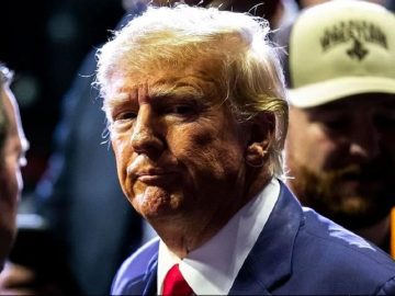 Trump legal woes force another moment of choosing for GOP