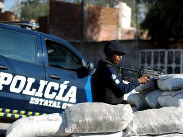 Initiative to name drug traffickers as terrorists