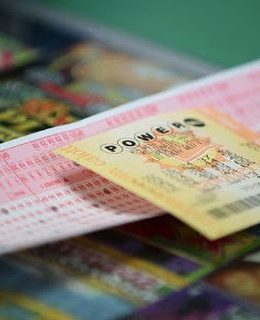 $2 Billion Powerball winner wastes no time, buys Hollywood Hills mansion