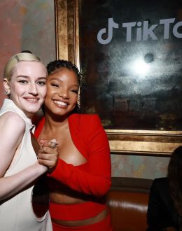 U.S. tells TikTok owners to sell app or face a ban