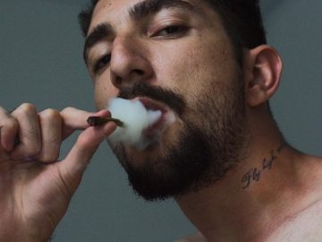 Marijuana Linked to Mental Health Risks in Young Adults