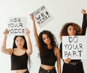 U.S. Marriages, husbands and wives earn about the same