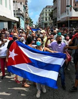 Trump’s Controversial Immigration Plan: Denying Entry to ‘Communists’ and ‘Marxists