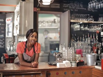 Extra Tipping: 3 Ways Businesses Trick You Into Tipping Extra