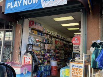 If you bought your ticket at Las Palmitas in L.A. you could have been the winner