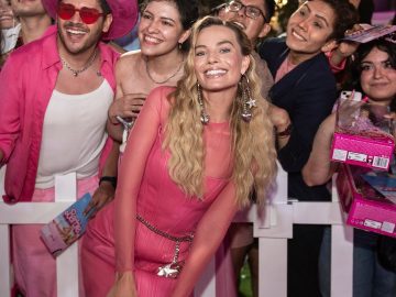 The ‘most beautiful and popular’ girl in the world is banned in Lebanon and Kuwait