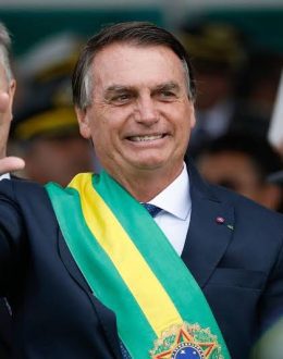 Brazil’s Bolsonaro accused by ex-aide’s lawyer of ordering sale of jewelry given as official gift