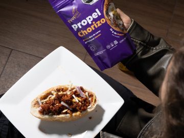 Taylor Swift Serves Vegan Steak Tacos on All 4 Mexico City Concert Dates