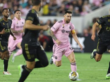 Messi has 2 assists in front of star-studded crowd in Los Angeles as Inter Miami beats LAFC 3-1