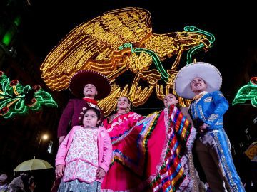 5 facts about how Mexicans view the U.S. and their own country