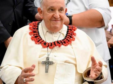 Francis opens clinic on the first papal visit to Mongolia