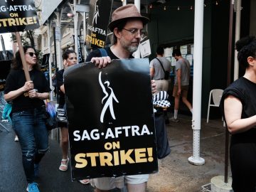 Hollywood actor and writer strikes have broad support among Americans