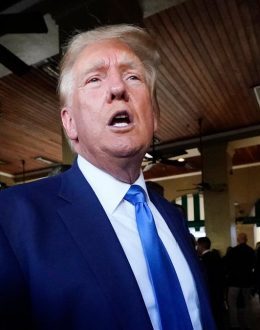 Trump files motions to dismiss charges in Georgia election case