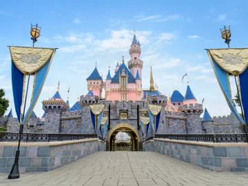 More Latino families can now enjoy Disneyland with new $50 children ticket offer