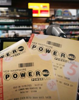 $1.765 billion Powerball jackpot goes to lucky lottery player in California