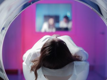 Lung Cancer, a Danger for Young Women