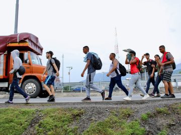 Ecuadorian migrants will benefit from a program that will facilitate their legalization