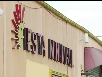 Latino Vendors of South L.A. are supposed to leave by the end of October