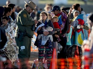 ACLU files lawsuit challenging new Texas law that authorizes police to arrest migrants