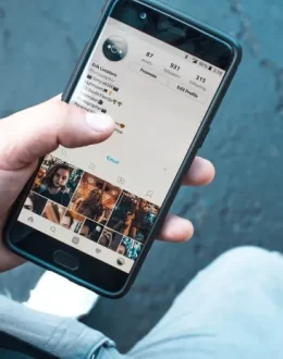 Latinos prefer news on their digital devices