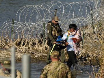 Texas will have powers to arrest immigrants who cross illegally