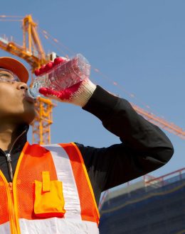 Over 70% of world’s workforce exposed to excessive heat each year, UN finds