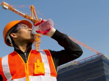 Over 70% of world’s workforce exposed to excessive heat each year, UN finds