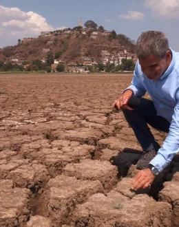 Patzcuaro: A lake in Mexico’s ‘magical town’ is disappearing