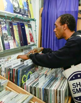 A look at small businesses in the U.S. reveals that they are mostly owned by whites and men, with just 7% being owned by Latinos