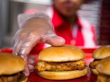 Nearly 80% of Americans now see fast food as a ‘luxury,’ survey says
