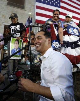 Julián Castro: “I want all candidates and all parties to pay attention to the needs of the Latino community”