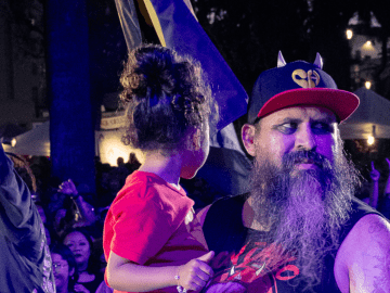 Don Diavlo: “What stays with me are my daughter’s eyes watching me play on stage.”