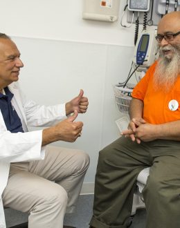 Dr. Don García: “You should get vaccinated against the flu as soon as possible”.