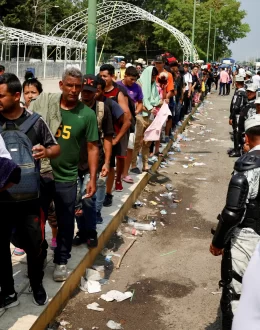 HRW calls for the protection of migrants after they were discussed in the presidential debate