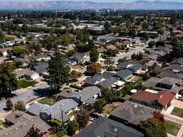 For 20% of California, half the paycheck or more goes to housing